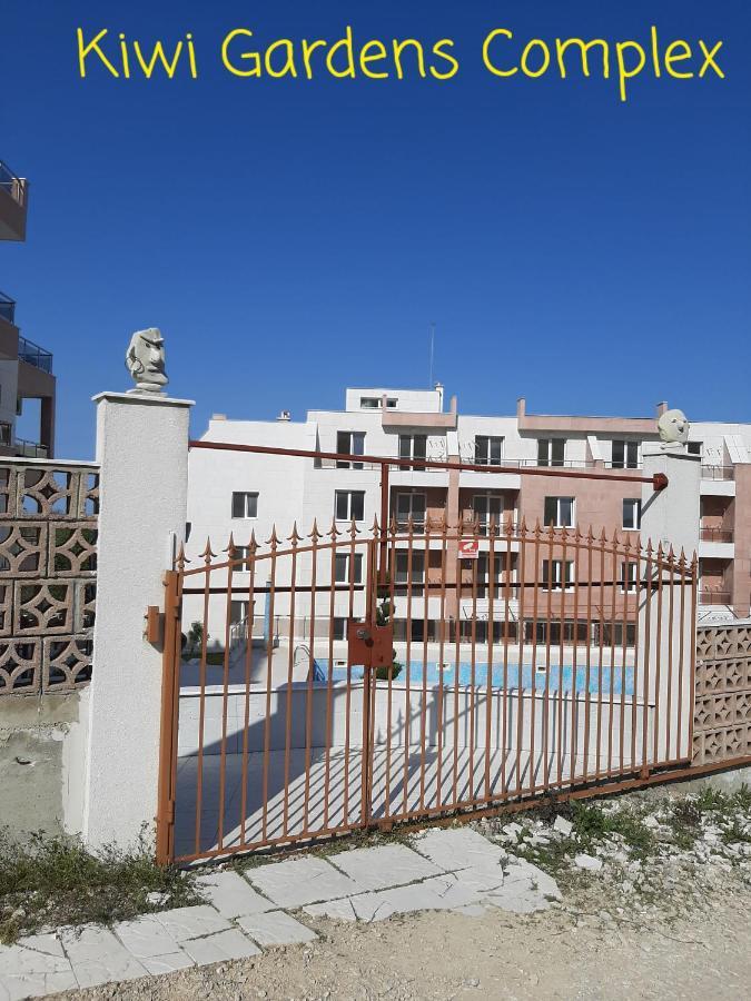 Apartment-Studio Daisy In Kiwi Gardens Complex Beala Exterior foto